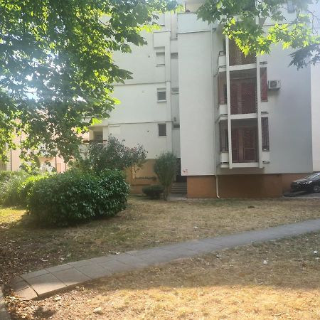 City Mid Mostar Apartment ภายนอก รูปภาพ