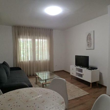 City Mid Mostar Apartment ภายนอก รูปภาพ