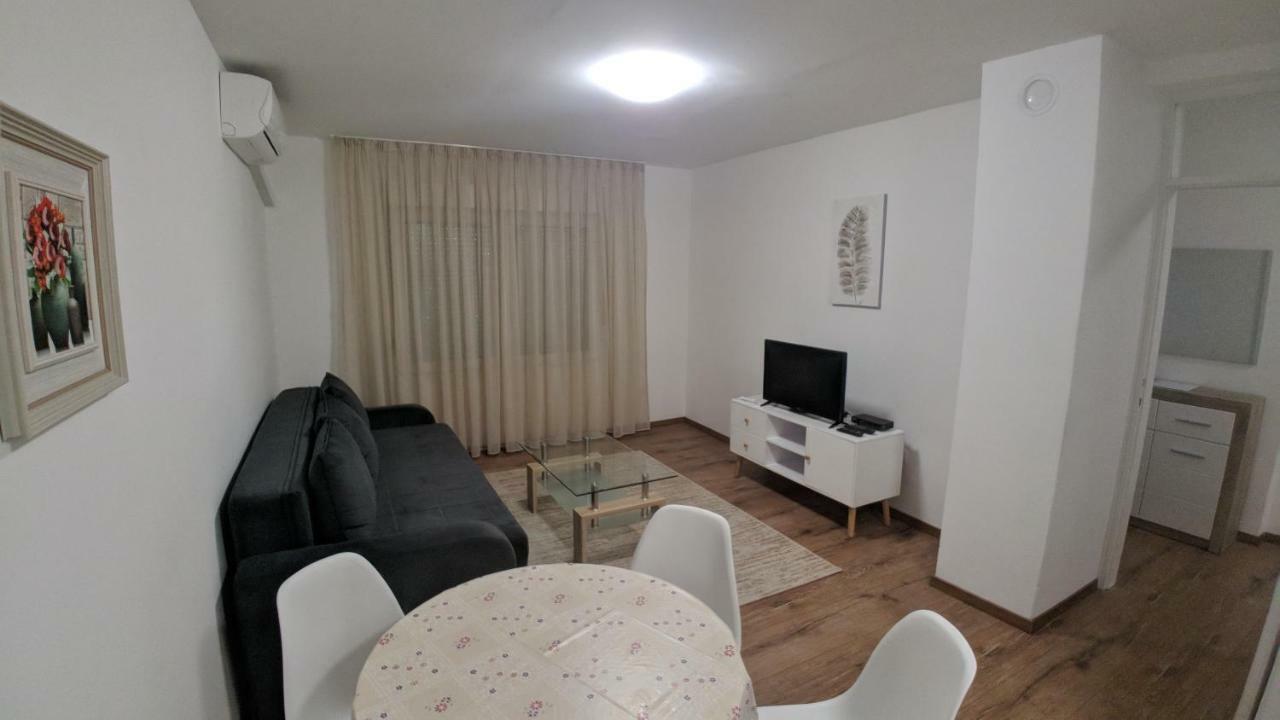 City Mid Mostar Apartment ภายนอก รูปภาพ