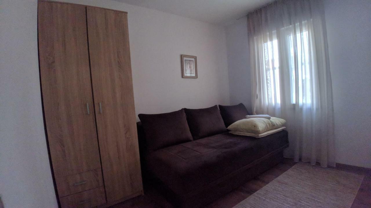 City Mid Mostar Apartment ภายนอก รูปภาพ